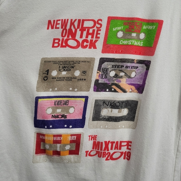 New Kids on the Block NKOTB Mix Tape Tour 2019 Merchandise Cassette Tank Size XL - Picture 3 of 7